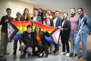 Junto a las representante Carolina Giraldo, quien radicó el proyectó en la legislatura 2022-2026 y los representantes Alejandro García y Cathy Juvinao luego de la aprobación en el primer debate de Cámara.